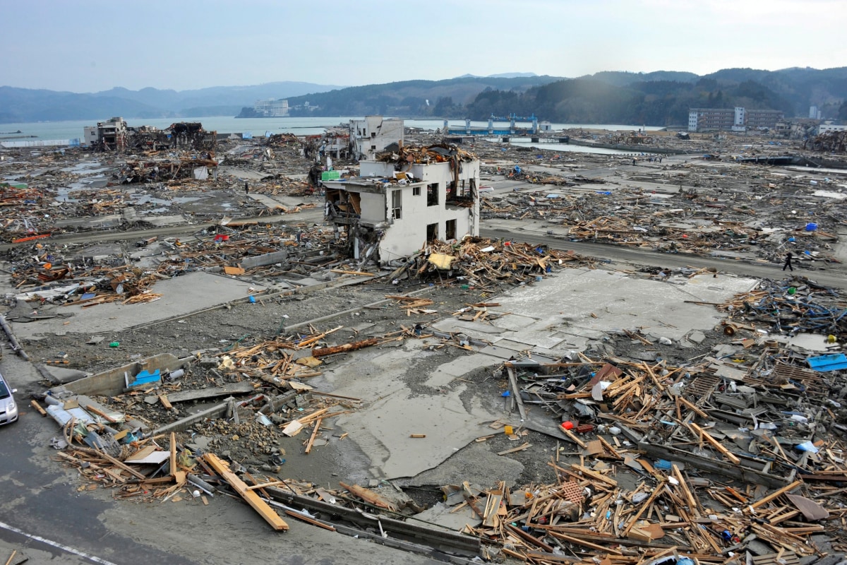 Fukushima disaster japan 2011 nuclear tsunami people earthquake 1990 lithuania freedom source picture london big folly Fukushima disaster japan 2011 nuclear tsunami people earthquake 1990 lithuania freedom source picture london big folly