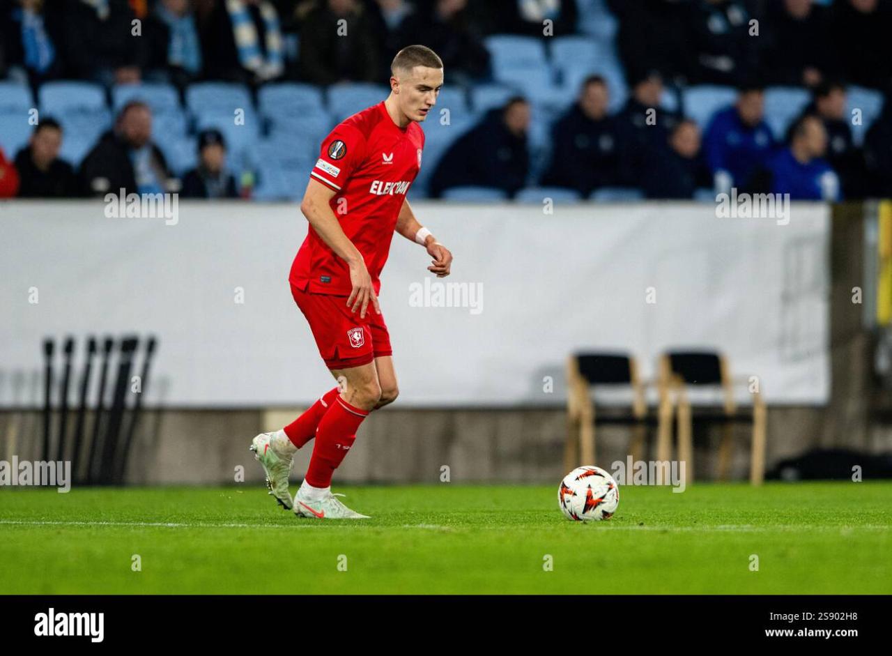 Foto-foto laga FC Twente di Swedia