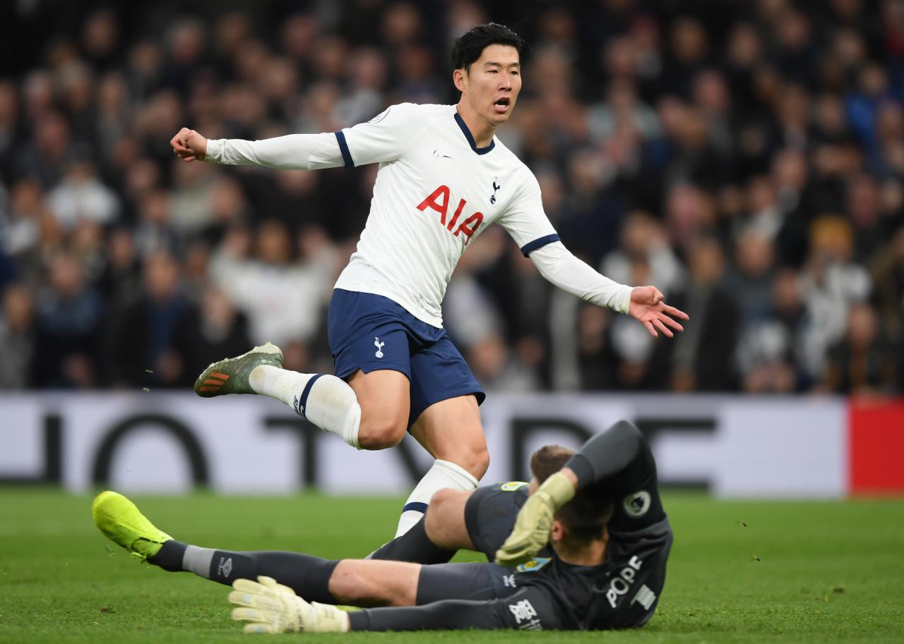 Semua gol son heung min di pertandingan melawan hoffenheim