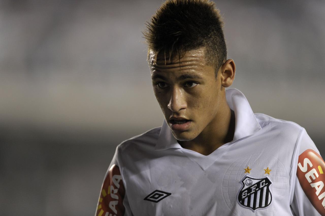 Debut Tak Meyakinkan Neymar Bersama Santos