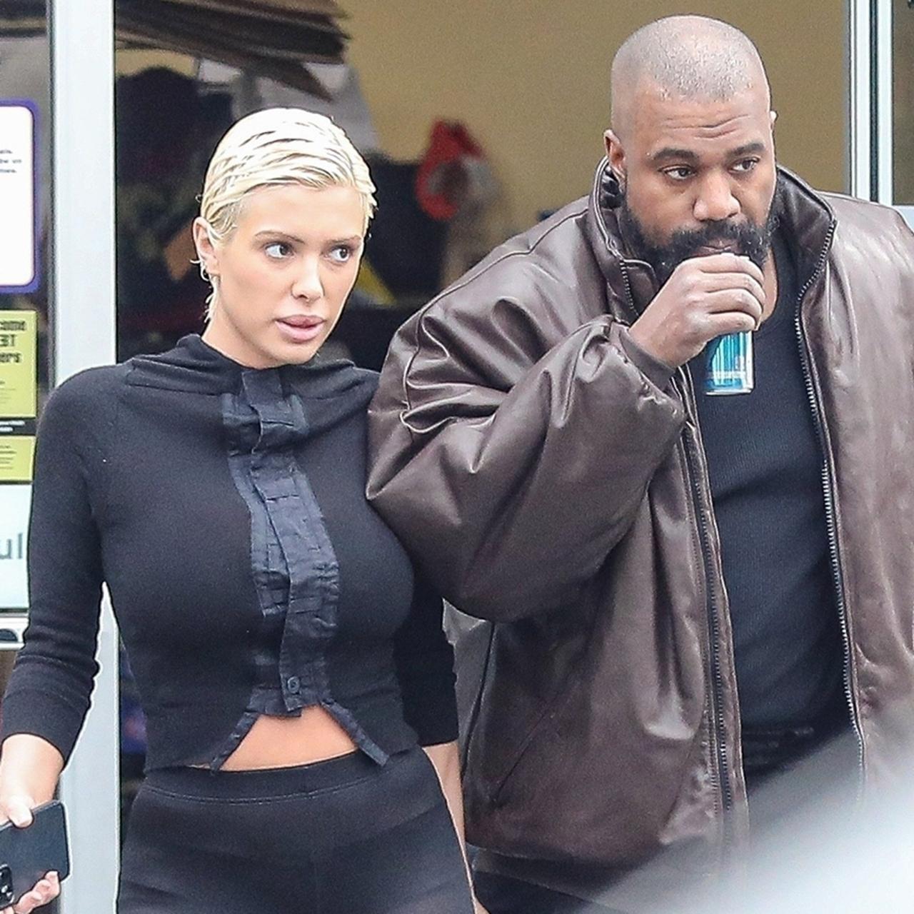 Sosok Bianca Censori, Istri Kanye West yang Bikin Geger Grammy