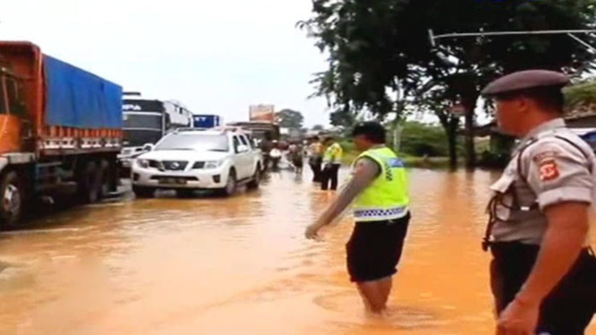 Jumlah pengungsi akibat banjir di Kabupaten Cirebon