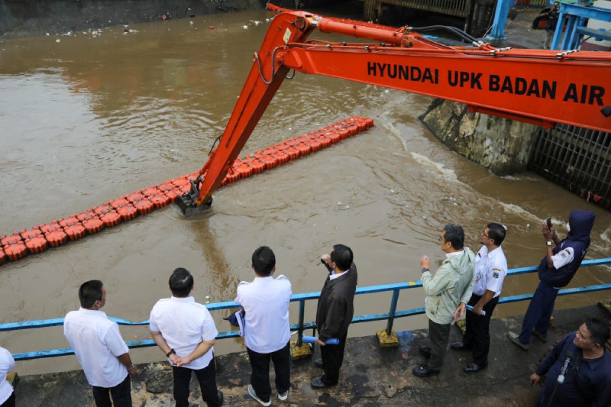 35 RT di Jakarta Masih Terendam Banjir Malam Ini